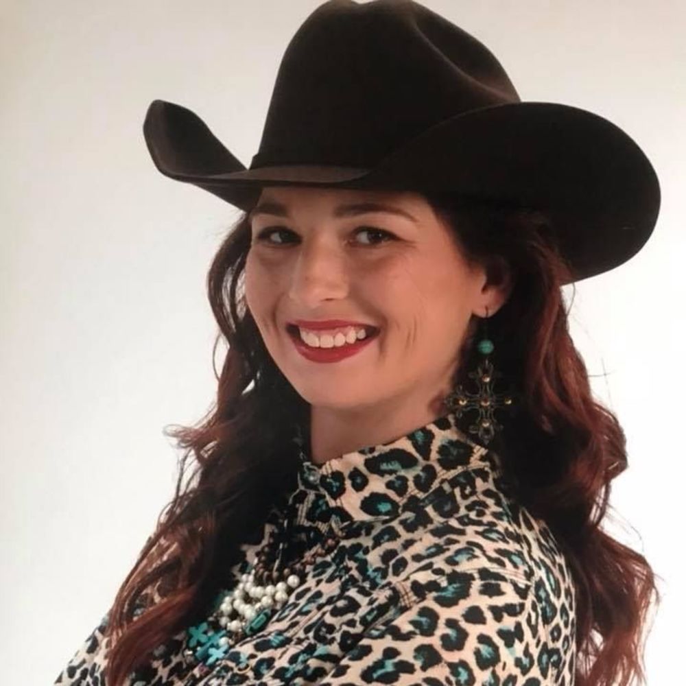 Meet your Posher, Brenna